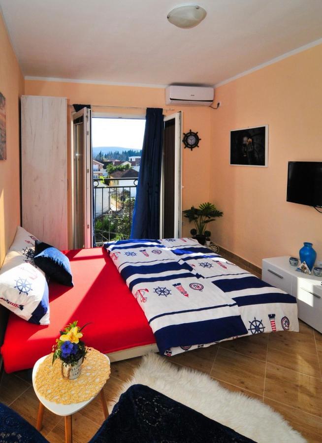 Apartments M&T Τίβατ Εξωτερικό φωτογραφία